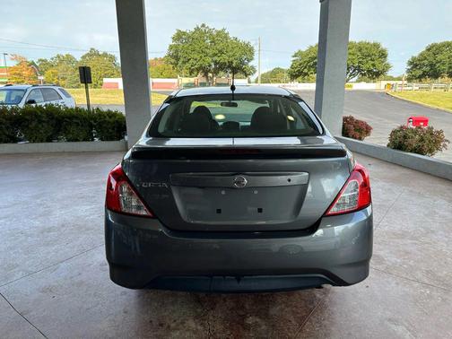 2018 Nissan Versa 1.6 S+