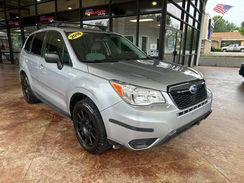 2016 Subaru Forester 2.5i