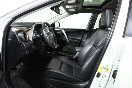 Blizzard Pearl 2015 Toyota RAV4 Limited