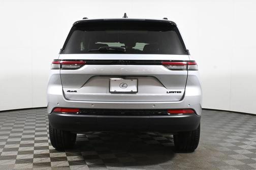 Silver Zynith 2025 Jeep Grand Cherokee Limited