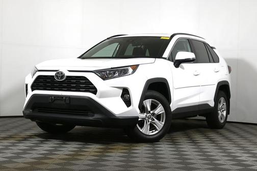 Super White 2021 Toyota RAV4 XLE