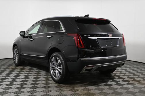 Stellar Black Metallic 2024 Cadillac XT5 Premium Luxury