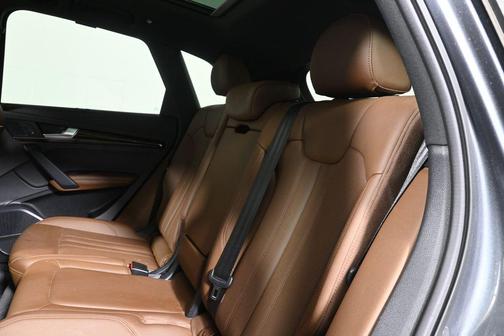 Monsoon Gray Metallic 2020 Audi Q5 45 Premium Plus