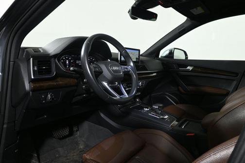 Monsoon Gray Metallic 2020 Audi Q5 45 Premium Plus