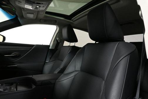 Eminent White Pearl 2023 Lexus ES 350 Base