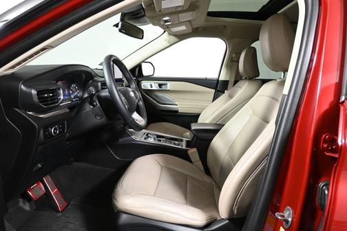 RAPID RED MET TINTED CC 2023 Ford Explorer Limited