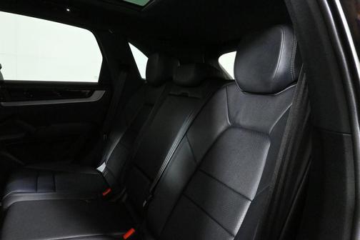 Chromite Black Metallic 2025 Porsche Cayenne Cayenne