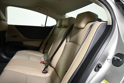 Atomic Silver 2019 Lexus ES 350 Base
