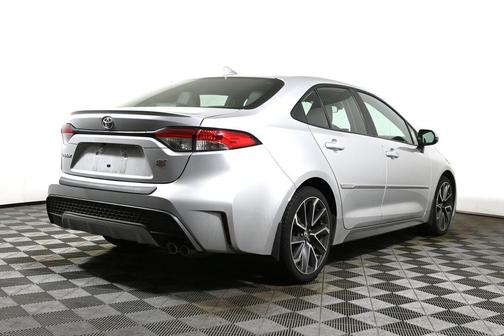 Classic Silver Metallic 2020 Toyota Corolla SE