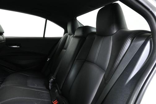 Classic Silver Metallic 2020 Toyota Corolla SE