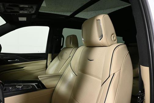 Crystal White Tricoat 2023 Cadillac Escalade Premium Luxury