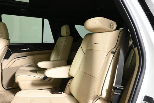 Crystal White Tricoat 2023 Cadillac Escalade Premium Luxury