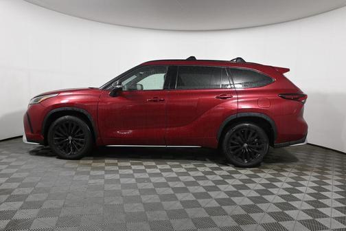 Ruby Flare Pearl 2024 Toyota Highlander XSE