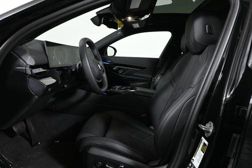 Black 2024 BMW 530 xDrive