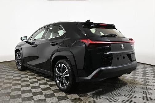Obsidian 2025 Lexus UX 300h Premium