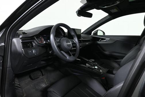 Daytona Gray Pearl Effect 2021 Audi A4 45 S line Premium