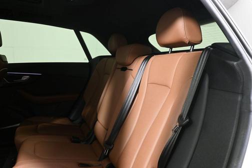 White 2019 Audi Q8 3.0T Premium Plus