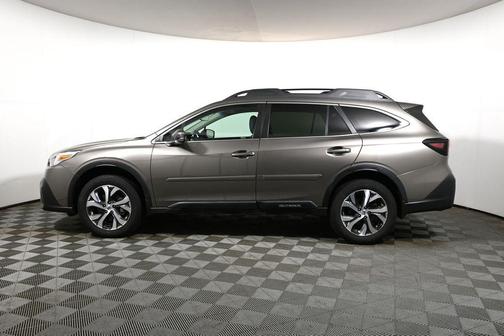 Brilliant Bronze Metallic 2022 Subaru Outback Limited