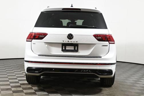 2023 Volkswagen Tiguan 2.0T SE R-Line Black 4MOTION