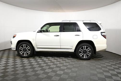 Blizzard Pearl 2020 Toyota 4Runner Limited