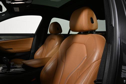 Dark Graphite Metallic 2019 BMW 530 xDrive