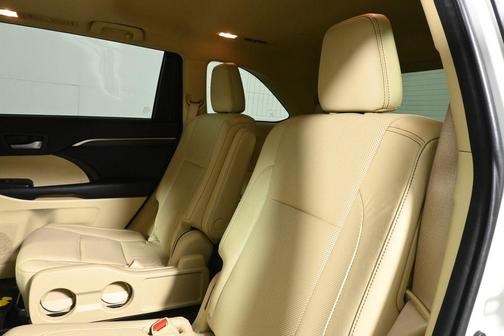 Blizzard Pearl 2015 Toyota Highlander Limited