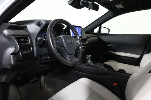 Ultra White w/Obsidian Roof 2023 Lexus UX 250h F Sport