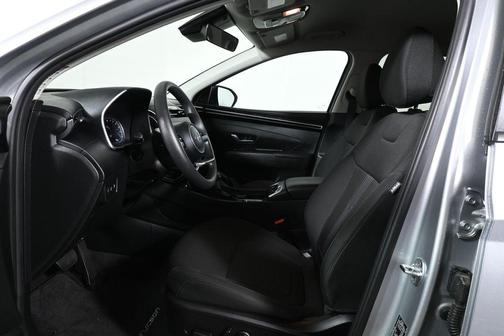 Shimmering Silver 2023 Hyundai TUCSON SEL