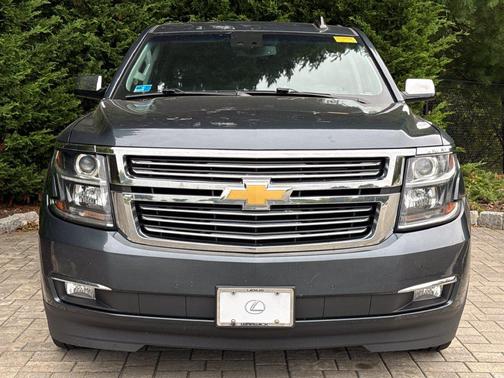 Shadow Gray Metallic 2019 Chevrolet Suburban Premier