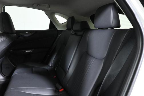 Eminent White Pearl 2024 Lexus NX 350h Premium