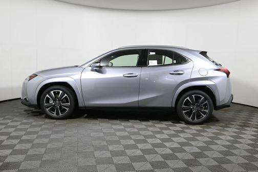 Iridium 2026 Lexus UX 300h Premium