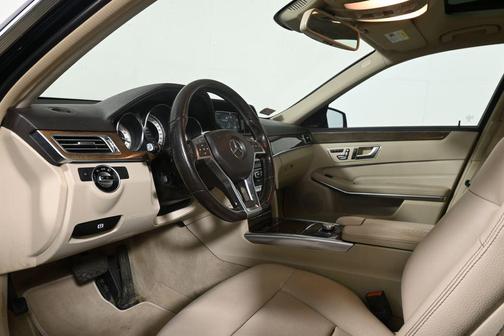 Cavansite Blue Metallic 2014 Mercedes-Benz E-Class 4MATIC
