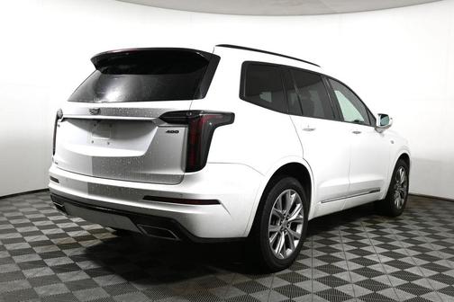 Crystal White Tricoat 2020 Cadillac XT6 Sport AWD