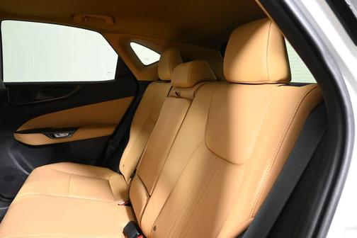 2022 Lexus NX 350h Premium