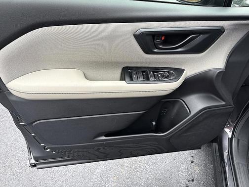 Magnetite Gray Metallic 2026 Subaru Forester Base