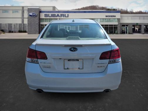 2013 Subaru Legacy 3.6R Limited