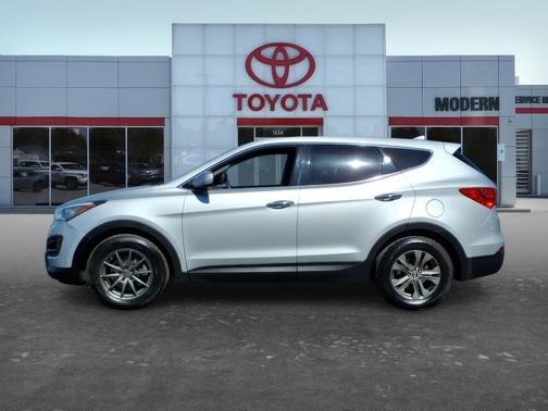 Moonstone Silver 2014 Hyundai Santa Fe Sport 2.4L