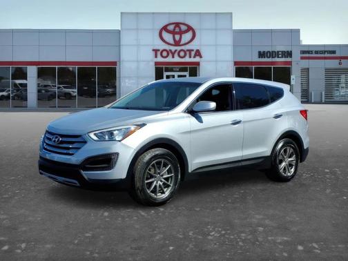 Moonstone Silver 2014 Hyundai Santa Fe Sport 2.4L