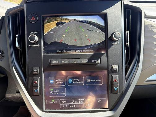 2025 Subaru Forester Base