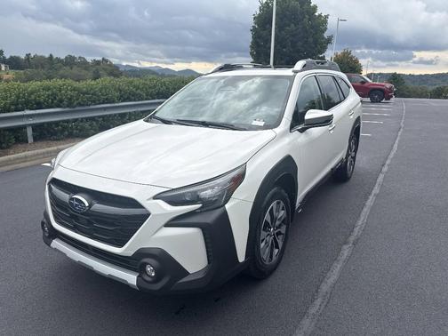 2024 Subaru Outback Touring