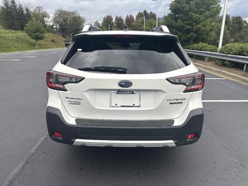 2024 Subaru Outback Touring