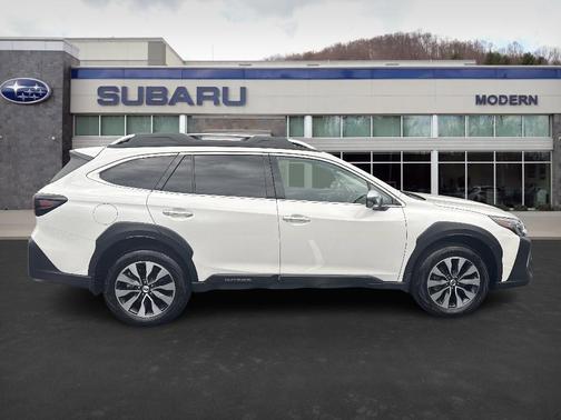 2024 Subaru Outback Touring