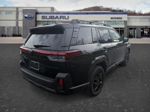 Crystal Black Silica 2026 Subaru Outback Limited