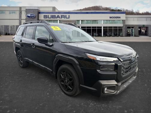 Crystal Black Silica 2026 Subaru Outback Limited