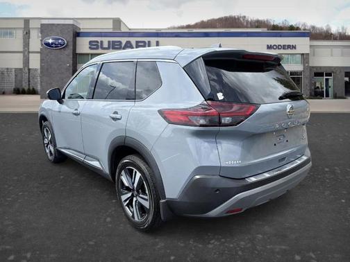 Boulder Gray Pearl 2021 Nissan Rogue SL