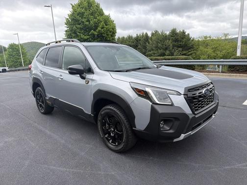 Ice Silver Metallic 2024 Subaru Forester Wilderness