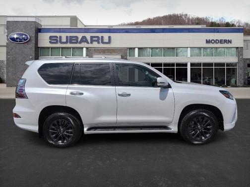 2023 Lexus GX 460 Base