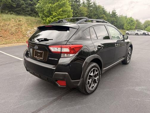 Crystal Black Silica 2019 Subaru Crosstrek 2.0i Premium