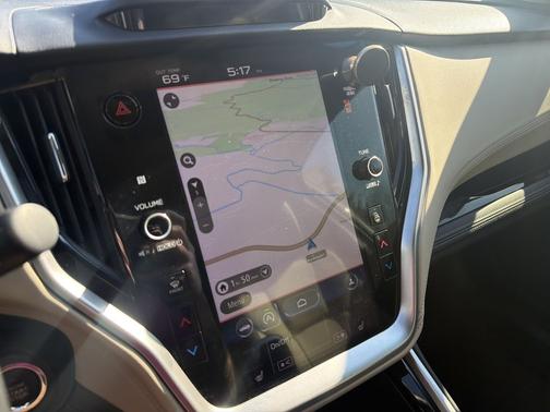 Crystal White Pearl 2020 Subaru Outback Limited