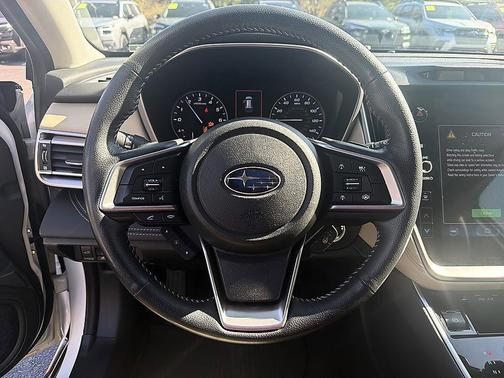 Crystal White Pearl 2020 Subaru Outback Limited